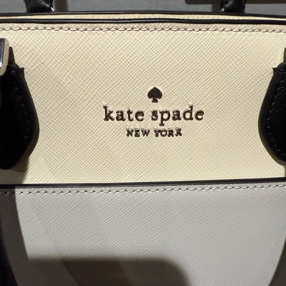 BNWT Kate Spade Madison Medium Satchel - Picture 2 of 9